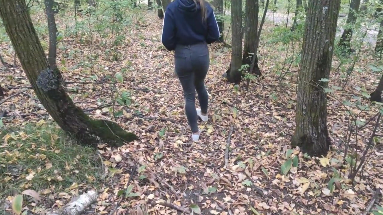 Amateur couple makes sexual intercourse in the woods in a sexy autumn pic
